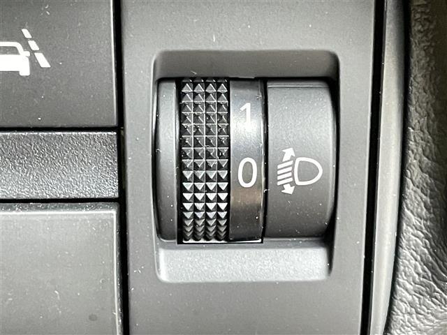 気になる車はすぐにお問い合わせください！画面右側の００６６から始まる無料ダイヤルからお問い合わせ下さい！専門スタッフがお車のご質問にお答えいたします！