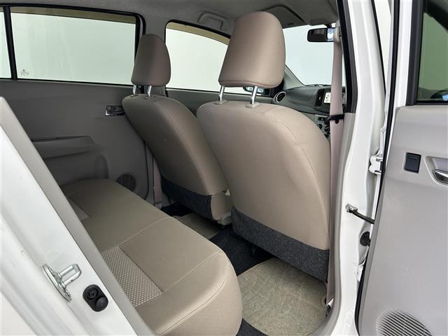 ミライース X メモリアルエディション 禁煙車 リモコンキー ドアバイザー エコアイドル 純正14インチアルミホイール 電動格納ミラー 社外フロアマット(29枚目)