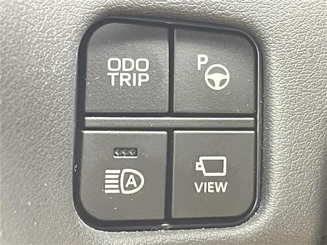 気になる車はすぐにお問い合わせください！画面右側の００６６から始まる無料ダイヤルからお問い合わせ下さい！専門スタッフがお車のご質問にお答えいたします！