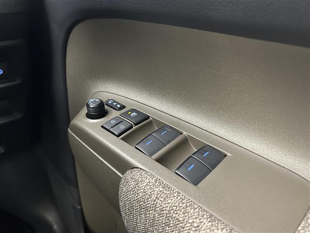 シエンタ Z 禁煙 純正10型ディスプレイナビ フルセグTV 全方位カメラ 両側パワースライドドア ブラインドスポットモニター レーダークルーズコントロール LEDオートライト セーフティセンス スマートキー(18枚目)