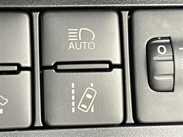 ＜年中無休＞ガリバー千葉ニュータウン店は国道４６４号線沿。成田市から３０分。千葉市から４５分。電車でお越しの方も北総線・印西牧の原駅前に位置していますのでアクセスがよいです。たくさんのご来場お待ちして