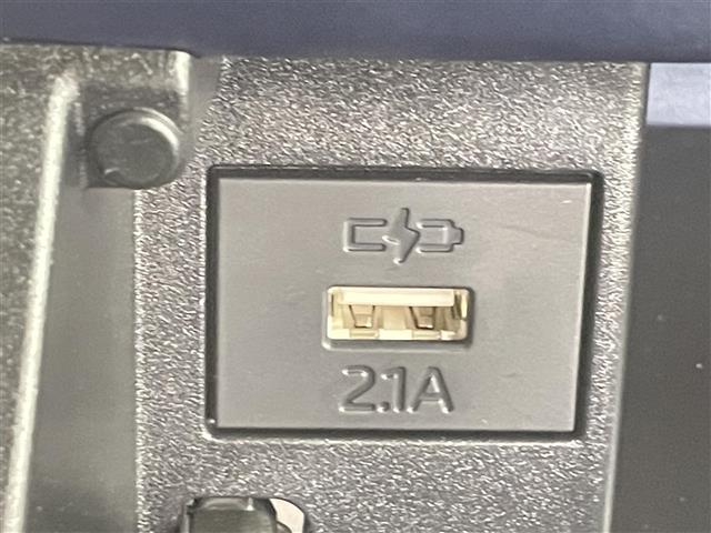 店頭在庫以外にも全国約４万台※の在庫から、ぴったりな１台をご提案します！※２０２３年１０月現在の在庫台数です。売約済の可能性があります。