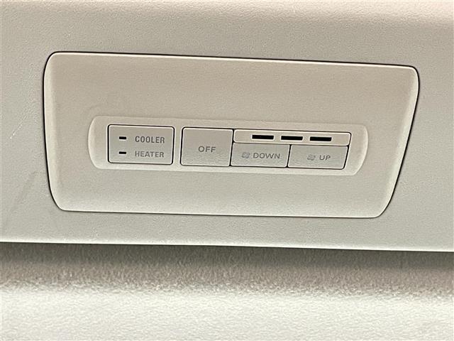 ガラスコーティング、ナビゲーション、ＥＴＣなど、その他のパーツの取り付けお見積もりのご相談も承っております！！クルマのこと何でもお任せください！