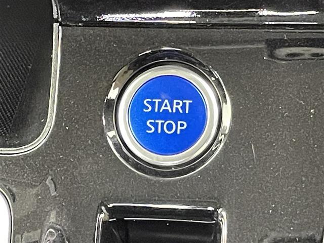 セレナ e-パワー ハイウェイスターV 禁煙 ディスプレイオーディオ プロパイロット 全方位カメラ 両側パワースライドドア リアオートエアコン 衝突軽減ブレーキ 電子パーキングスマートキー プッシュスタート 標識検知機能 レーダークルーズ(23枚目)