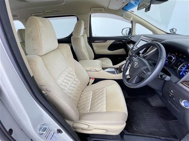 アルファードハイブリッド X 禁煙 純正7型ナビ 追従クルコン ETC 両側電動スライドドア オートマチックハイビーム LEDヘッドライト フォグランプ バックカメラ 電動パーキングブレーキ(オートホールド)フルセグTV(28枚目)