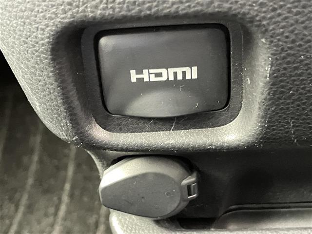 ヴォクシー Ｓ－Ｚ　禁煙　快適利便パッケージ　１０型ナビ　後席モニター　パワーバックドア　ＥＴＣ　両側パワースライドドア　バックカメラ　レーダークルーズコントロール　純正アルミホイール　ハーフレザー　シートヒーター（16枚目）