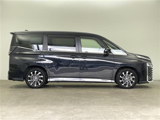 ヴォクシー Ｓ－Ｚ　禁煙　快適利便パッケージ　１０型ナビ　後席モニター　パワーバックドア　ＥＴＣ　両側パワースライドドア　バックカメラ　レーダークルーズコントロール　純正アルミホイール　ハーフレザー　シートヒーター（36枚目）