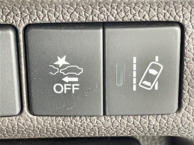 フリード Ｇ・ホンダセンシング　禁煙　社外７型ナビ　レーダークルーズコントロール　ＥＴＣ　レーンキープアシスト　両側電動スライドドア　ＬＥＤヘッドライト　オートライト　フルセグＴＶ　ドアバイザー　衝突軽減ブレーキ　ＩＳＯＦＩＸ（11枚目）