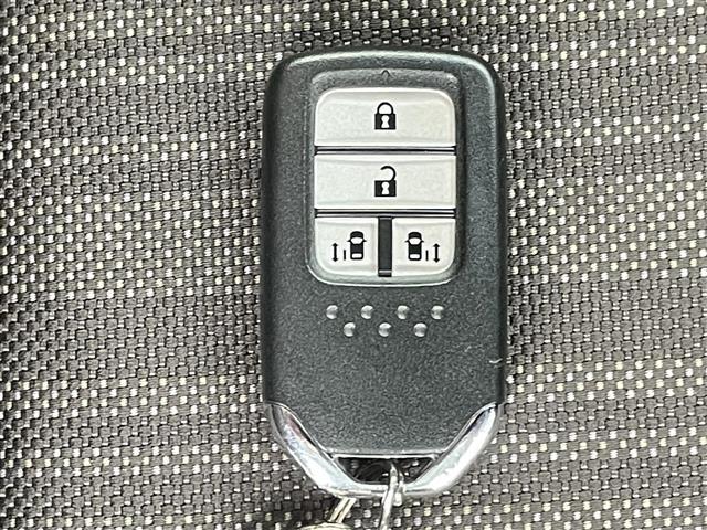 フリード Ｇ・ホンダセンシング　禁煙　社外７型ナビ　レーダークルーズコントロール　ＥＴＣ　レーンキープアシスト　両側電動スライドドア　ＬＥＤヘッドライト　オートライト　フルセグＴＶ　ドアバイザー　衝突軽減ブレーキ　ＩＳＯＦＩＸ（22枚目）