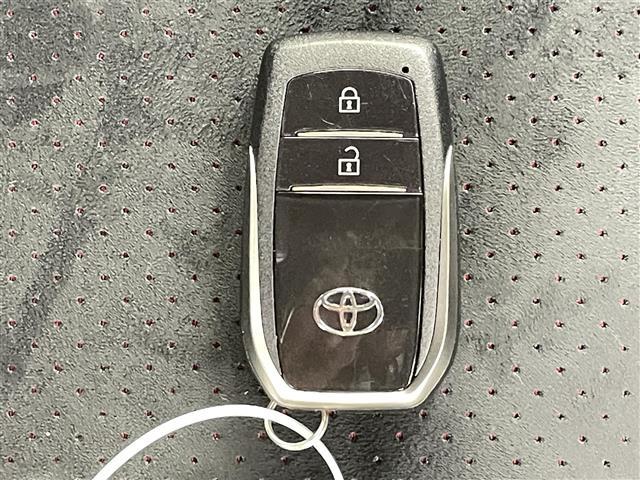 ＧＲカローラ ＲＺ　ＴＳＳ／ＢＳＭ／ＨＵＤ／純正１０．５型ＤＡプラス／フルセグ／Ｂｌｕｅｔｏｏｔｈ／ＵＳＢ／Ｍｉｒａｃａｓｔ／Ｂカメラ／ＥＴＣ２．０／シートヒーター／ステアリングヒーター／スマートキー／スペアキー（22枚目）