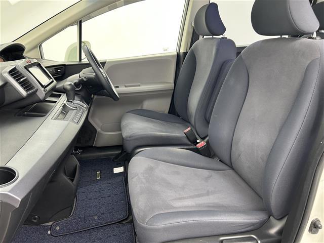 フリード Ｇ　エアロ　ジャストセレクション　禁煙車　社外メモリナビ　片側パワースライドドア　バックカメラ　リモコンキー　ＥＴＣ　電動格納ミラー　純正フロアマット　純正１５インチアルミホイール　フルセグＴＶ　Ｂｌｕｅｔｏｏｔｈ（25枚目）