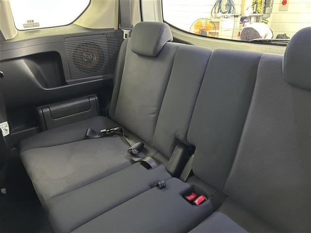 フリード Ｇ　エアロ　ジャストセレクション　禁煙車　社外メモリナビ　片側パワースライドドア　バックカメラ　リモコンキー　ＥＴＣ　電動格納ミラー　純正フロアマット　純正１５インチアルミホイール　フルセグＴＶ　Ｂｌｕｅｔｏｏｔｈ（29枚目）