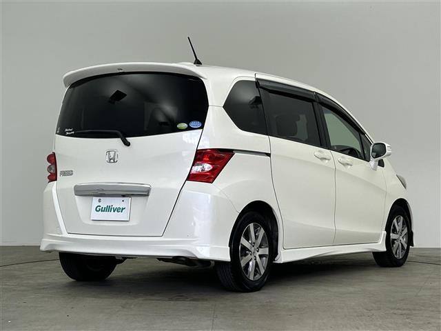 フリード Ｇ　エアロ　ジャストセレクション　禁煙車　社外メモリナビ　片側パワースライドドア　バックカメラ　リモコンキー　ＥＴＣ　電動格納ミラー　純正フロアマット　純正１５インチアルミホイール　フルセグＴＶ　Ｂｌｕｅｔｏｏｔｈ（40枚目）