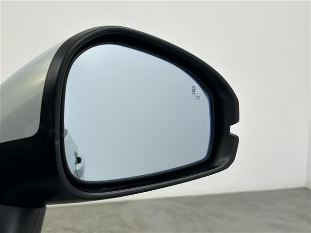 ヴェゼル e:HEV Z 禁煙車 ホンダセンシング ブラインドスポットモニター ETC 前席シートヒーター ステアリングヒーター パワーバックドア パドルシフト 電子パーキング オートホールド 純正18インチアルミホイール(3枚目)