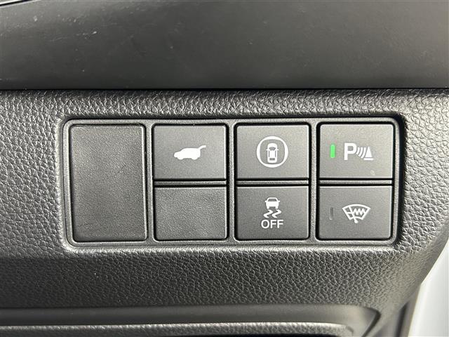 ヴェゼル e:HEV Z 禁煙車 ホンダセンシング ブラインドスポットモニター ETC 前席シートヒーター ステアリングヒーター パワーバックドア パドルシフト 電子パーキング オートホールド 純正18インチアルミホイール(4枚目)