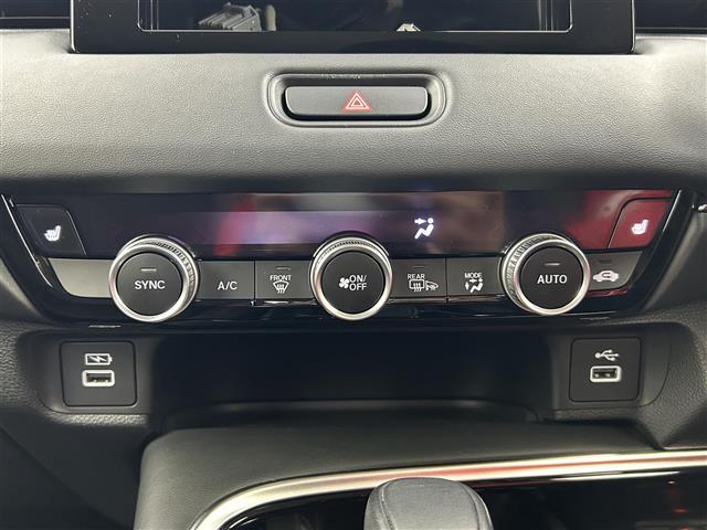 ヴェゼル e:HEV Z 禁煙車 ホンダセンシング ブラインドスポットモニター ETC 前席シートヒーター ステアリングヒーター パワーバックドア パドルシフト 電子パーキング オートホールド 純正18インチアルミホイール(21枚目)