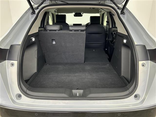 ヴェゼル e:HEV Z 禁煙車 ホンダセンシング ブラインドスポットモニター ETC 前席シートヒーター ステアリングヒーター パワーバックドア パドルシフト 電子パーキング オートホールド 純正18インチアルミホイール(31枚目)