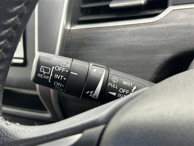 フリードハイブリッド ハイブリッド・Gホンダセンシング 禁煙 純正7型ナビ 両側電動スライドドア LEDヘッドライト レーダークルーズコントロール フルセグTV 電動格納サイドミラー ビルトインETC バックカメラ ハーフレザーシート 純正フロアマット(11枚目)