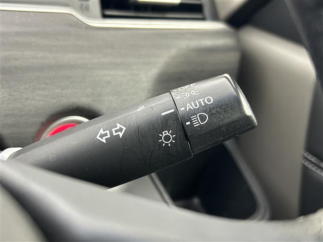 フリードハイブリッド ハイブリッド・Gホンダセンシング 禁煙 純正7型ナビ 両側電動スライドドア LEDヘッドライト レーダークルーズコントロール フルセグTV 電動格納サイドミラー ビルトインETC バックカメラ ハーフレザーシート 純正フロアマット(12枚目)