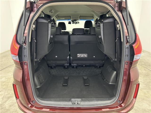 フリードハイブリッド ハイブリッド・Gホンダセンシング 禁煙 純正7型ナビ 両側電動スライドドア LEDヘッドライト レーダークルーズコントロール フルセグTV 電動格納サイドミラー ビルトインETC バックカメラ ハーフレザーシート 純正フロアマット(32枚目)