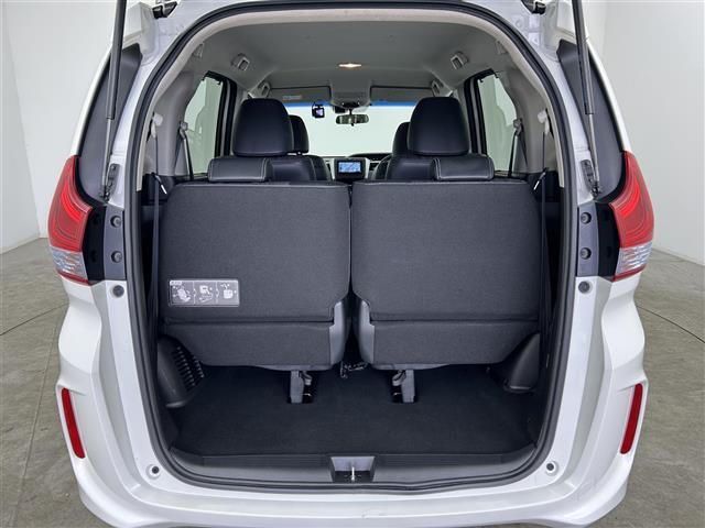 フリードハイブリッド ハイブリッド・EX 禁煙 両側電動スライドドア シートヒーター LEDライト 追従式クルコン 社外7型ナビ Cパッケージ Sパッケージ コンフォートビューパッケージ ビルトインETC ワンセグTV バックカメラ(30枚目)