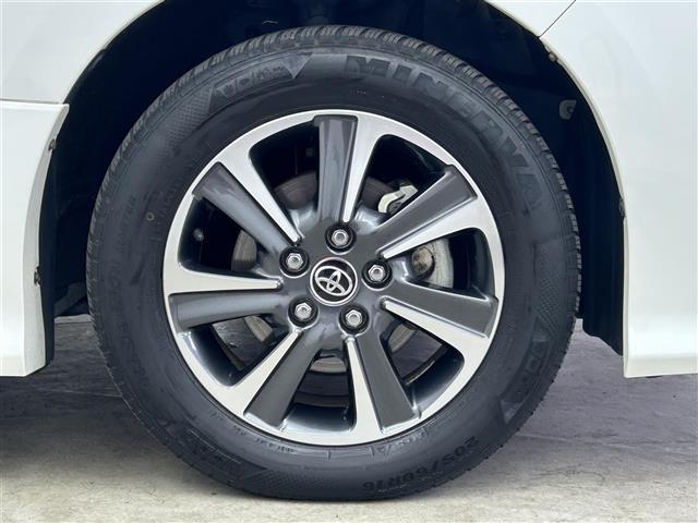 ヴォクシー ＺＳ　煌　禁煙車　純正１０型メモリナビ　１２．１型フリップダウンモニター　両側パワースライドドア　トヨタセーフティセンス　バックカメラ　フルセグＴＶ　Ｂｌｕｅｔｏｏｔｈ　革巻きステアリング　クルーズコントロール（34枚目）