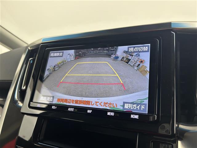アルファードハイブリッド ＳＲ　禁煙車　純正９型メモリナビ　福祉車両　サイドリフトアップチルトシート　１２．１型フリップダウンモニター　両側パワースライドドア　デジタルインナーミラー　トヨタセーフティセンス　レザーシート（5枚目）