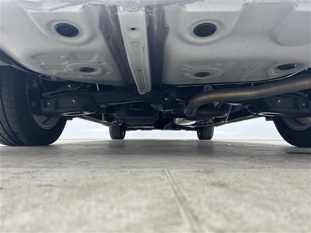 アルファードハイブリッド ＳＲ　禁煙車　純正９型メモリナビ　福祉車両　サイドリフトアップチルトシート　１２．１型フリップダウンモニター　両側パワースライドドア　デジタルインナーミラー　トヨタセーフティセンス　レザーシート（43枚目）