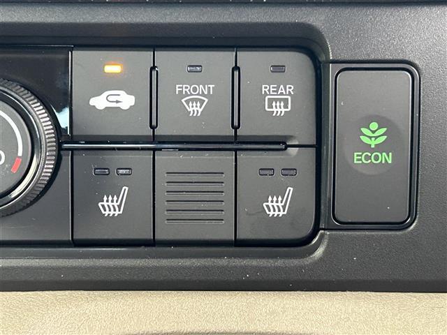 Ｎ－ＢＯＸジョイ ターボ　禁煙車　純正９インチナビ　衝突軽減ブレーキ　両側パワースライドドア　バックカメラ　ハーフレザーシート　レーダークルーズコントロール　コーナーセンサー　シートヒーター　ＬＥＤヘッドライト　ＥＴＣ（8枚目）