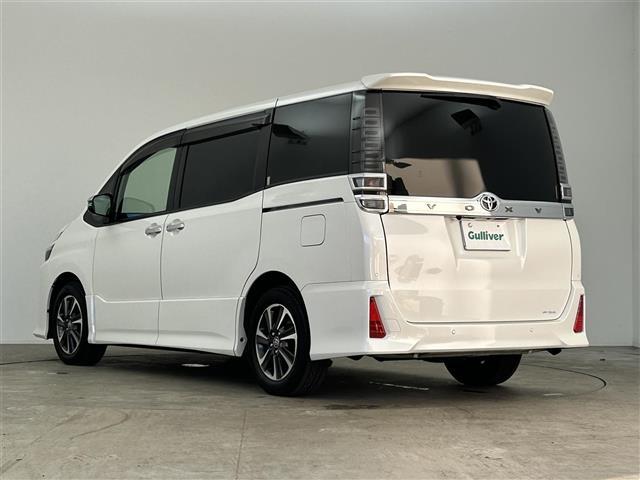 ヴォクシー ＺＳ　煌ＩＩＩ　禁煙車　純正１０型メモリナビ　フリップダウンモニター　両側パワースライドドア　クルーズコントロール　ハーフレザーシート　フルセグＴＶ　Ｂｌｕｅｔｏｏｔｈ　バックカメラ　革巻きステアリング　ＥＴＣ（38枚目）