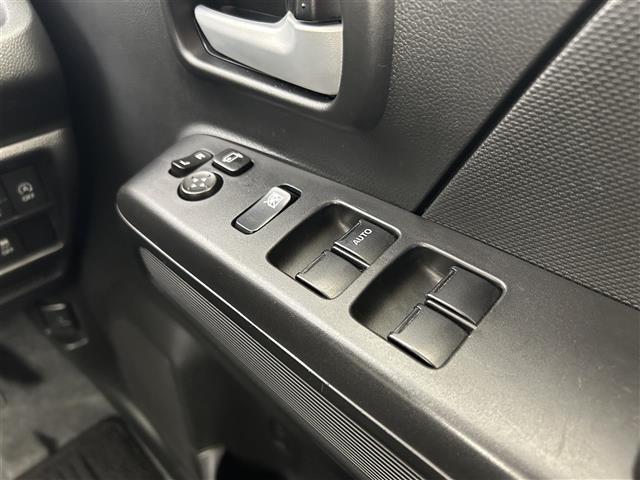 ワゴンＲ ハイブリッドＦＺ　禁煙車　純正８型メモリナビ　全方位カメラ　スズキセーフティサポート　デュアルセンサーブレーキサポート　ヘッドアップディスプレイ　ヒートヒーター　純正１４インチＡＷ　オートライト　ＬＥＤヘッドライト（19枚目）