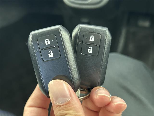 ワゴンＲ ハイブリッドＦＺ　禁煙車　純正８型メモリナビ　全方位カメラ　スズキセーフティサポート　デュアルセンサーブレーキサポート　ヘッドアップディスプレイ　ヒートヒーター　純正１４インチＡＷ　オートライト　ＬＥＤヘッドライト（21枚目）