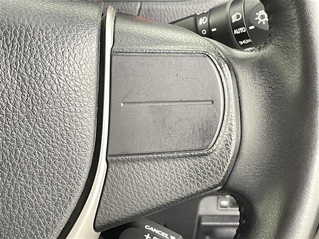 ヴォクシー ＺＳ　煌ＩＩＩ　禁煙車　純正１０型メモリナビ　ワンオーナー　両側パワースライドドア　クルーズコントロール　ハーフレザーシート　フルセグＴＶ　Ｂｌｕｅｔｏｏｔｈ　バックカメラ　革巻きステアリング　ビルトインＥＴＣ（18枚目）