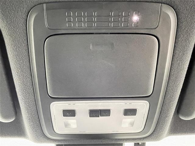 ヴォクシー ZS 煌III 禁煙車 純正9型メモリナビ ワンオーナー トヨタセーフティセンス クルーズコントロール 両側パワースライドドア バックカメラ ハーフレザーシート Bluetooth フルセグTV クリアランスソナー(15枚目)