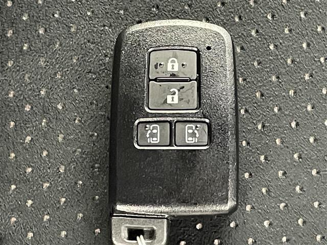 ヴォクシー ZS 煌III 禁煙車 純正9型メモリナビ ワンオーナー トヨタセーフティセンス クルーズコントロール 両側パワースライドドア バックカメラ ハーフレザーシート Bluetooth フルセグTV クリアランスソナー(22枚目)