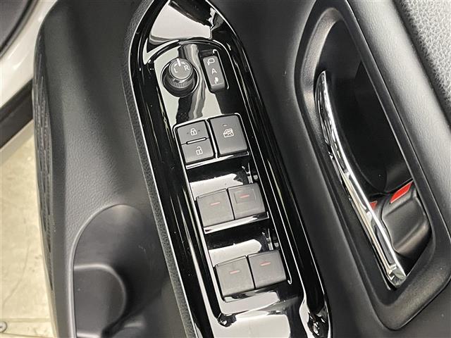 ヴォクシー ZS 煌III 禁煙車 純正9型メモリナビ ワンオーナー トヨタセーフティセンス クルーズコントロール 両側パワースライドドア バックカメラ ハーフレザーシート Bluetooth フルセグTV クリアランスソナー(23枚目)
