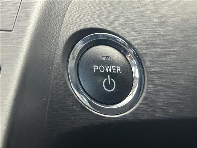 プリウス S 禁煙車 純正オーディオ CD AUX ビルトインETC ステアリングスイッチ 社外フロアマット 純正ドアバイザー 純正15インチAW オートライト ヘッドライトレベライザー プッシュスタート スペア(15枚目)