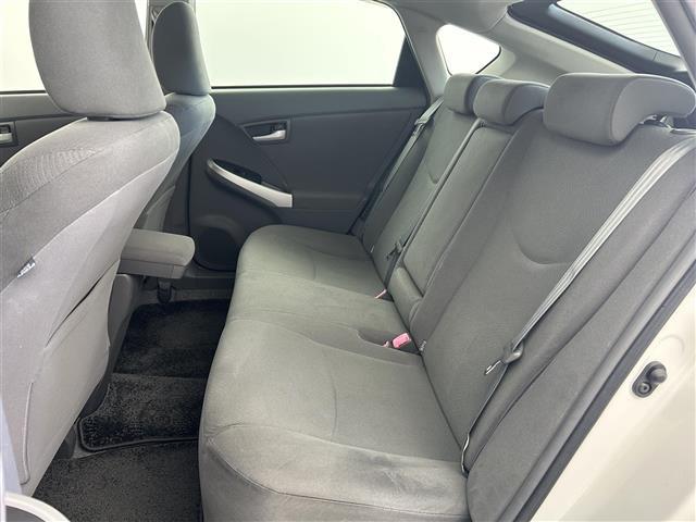 プリウス S 禁煙車 純正オーディオ CD AUX ビルトインETC ステアリングスイッチ 社外フロアマット 純正ドアバイザー 純正15インチAW オートライト ヘッドライトレベライザー プッシュスタート スペア(27枚目)