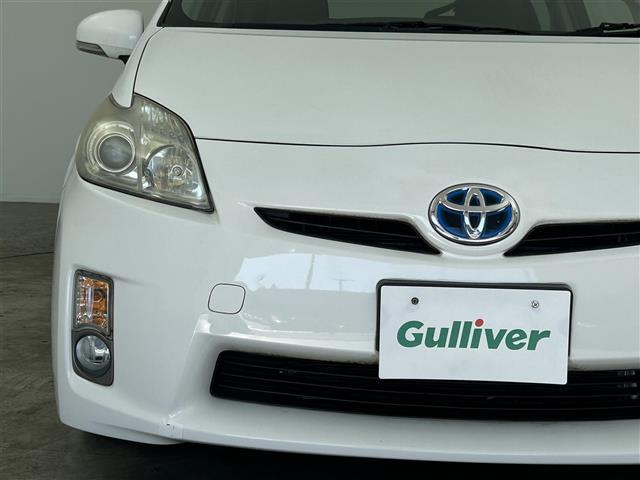 プリウス S 禁煙車 純正オーディオ CD AUX ビルトインETC ステアリングスイッチ 社外フロアマット 純正ドアバイザー 純正15インチAW オートライト ヘッドライトレベライザー プッシュスタート スペア(33枚目)