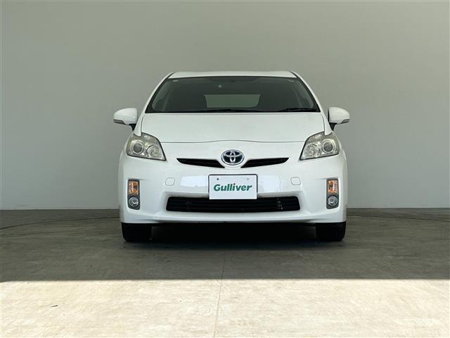 プリウス S 禁煙車 純正オーディオ CD AUX ビルトインETC ステアリングスイッチ 社外フロアマット 純正ドアバイザー 純正15インチAW オートライト ヘッドライトレベライザー プッシュスタート スペア(35枚目)