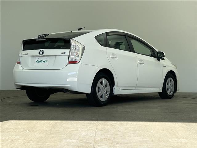 プリウス S 禁煙車 純正オーディオ CD AUX ビルトインETC ステアリングスイッチ 社外フロアマット 純正ドアバイザー 純正15インチAW オートライト ヘッドライトレベライザー プッシュスタート スペア(40枚目)