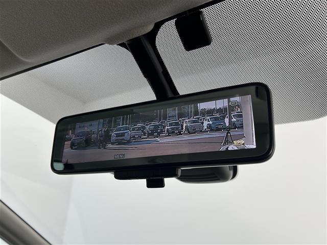 セレナ ハイウェイスターＶ　禁煙車　純正１０型メモリナビ　ワンオーナー　プロパイロット　エマージェンシーブレーキ　アラウンドビューモニター　両側パワースライドドア　インテリジェントルームミラー　純正１６インチＡＷ　Ｂｌｕ－ｒａｙ（9枚目）