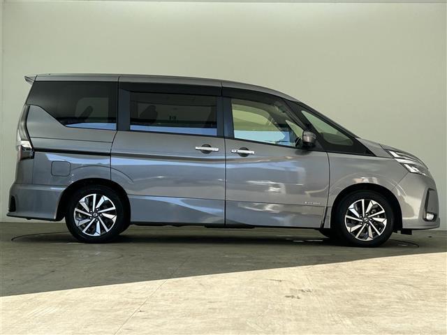 セレナ ハイウェイスターＶ　禁煙車　純正１０型メモリナビ　ワンオーナー　プロパイロット　エマージェンシーブレーキ　アラウンドビューモニター　両側パワースライドドア　インテリジェントルームミラー　純正１６インチＡＷ　Ｂｌｕ－ｒａｙ（41枚目）