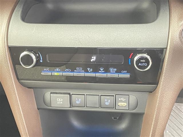 ヤリスクロス ハイブリッドＺ　禁煙車　純正８型ディスプレイオーディオ　全方位カメラ　トヨタセーフティセンス　レーダークルーズコントロール　ハーフレザーシート　シートヒーター　ブラインドスポットモニター　ヘッドアップディスプレイ（7枚目）
