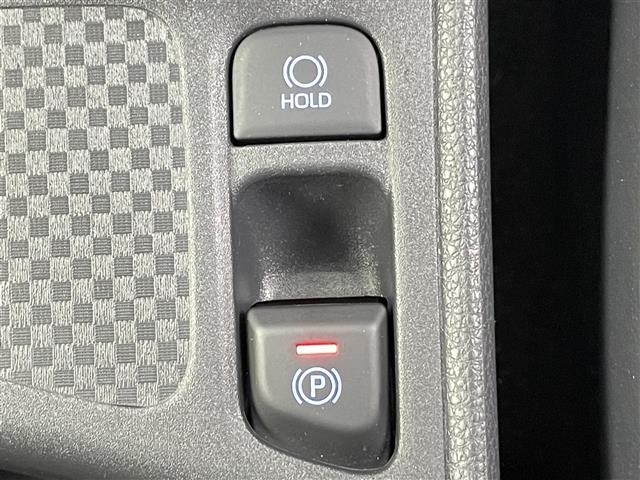 ヤリスクロス ハイブリッドＺ　禁煙車　純正８型ディスプレイオーディオ　全方位カメラ　トヨタセーフティセンス　レーダークルーズコントロール　ハーフレザーシート　シートヒーター　ブラインドスポットモニター　ヘッドアップディスプレイ（20枚目）