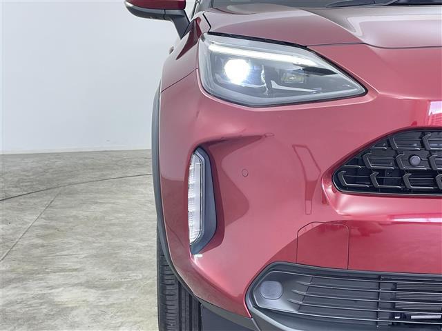 ヤリスクロス ハイブリッドＺ　禁煙車　純正８型ディスプレイオーディオ　全方位カメラ　トヨタセーフティセンス　レーダークルーズコントロール　ハーフレザーシート　シートヒーター　ブラインドスポットモニター　ヘッドアップディスプレイ（40枚目）