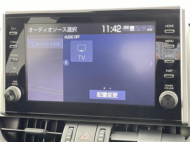 ＲＡＶ４ アドベンチャー　オフロードパッケージ　禁煙車　純正９型ディスプレイオーディオ　レーダークルーズコントロール　ブラインドスポットモニター　衝突軽減ブレーキ　オートハイビーム　デジタルミラー　シートヒーター　シートベンチレーション　ＥＴＣ（6枚目）