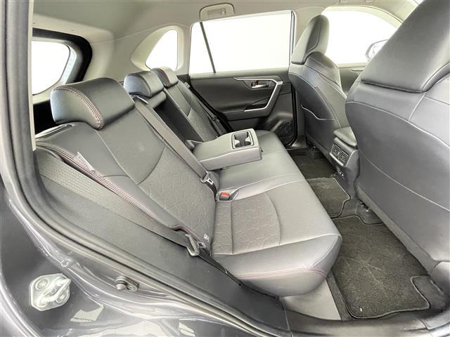 ＲＡＶ４ アドベンチャー　オフロードパッケージ　禁煙車　純正９型ディスプレイオーディオ　レーダークルーズコントロール　ブラインドスポットモニター　衝突軽減ブレーキ　オートハイビーム　デジタルミラー　シートヒーター　シートベンチレーション　ＥＴＣ（31枚目）