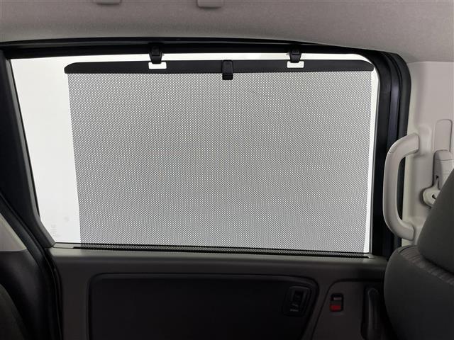 フリード Ｇ・ホンダセンシング　禁煙　８型ＳＤナビ　両側電動スライドドア　ＬＥＤライト　ビルトインＥＴＣ　純正フロアマット　レーダークルーズコントロール　レーンキープアシスト　リアサンシェード　電動格納サイドミラー　オートライト（25枚目）