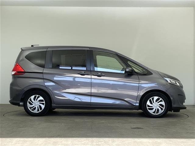 フリード Ｇ・ホンダセンシング　禁煙　８型ＳＤナビ　両側電動スライドドア　ＬＥＤライト　ビルトインＥＴＣ　純正フロアマット　レーダークルーズコントロール　レーンキープアシスト　リアサンシェード　電動格納サイドミラー　オートライト（37枚目）